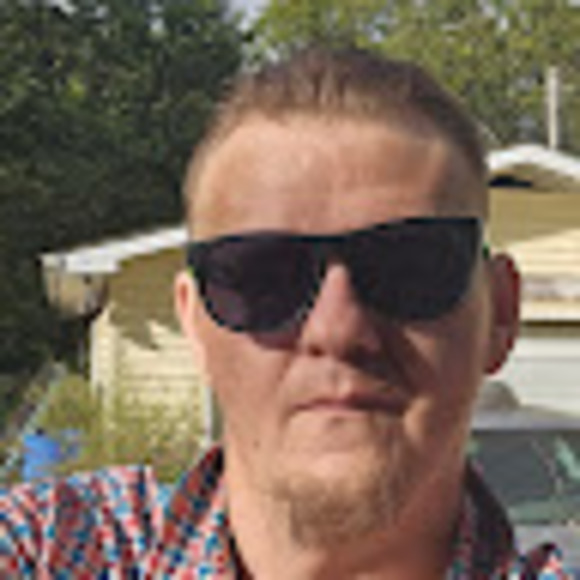 Meet your Posher, Brandon - Picture 1 of 1